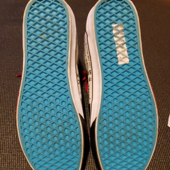 Vans high top. - Picture 5 of 5